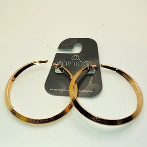 Minicco Golden  Geometric Metal Hoop Earrings